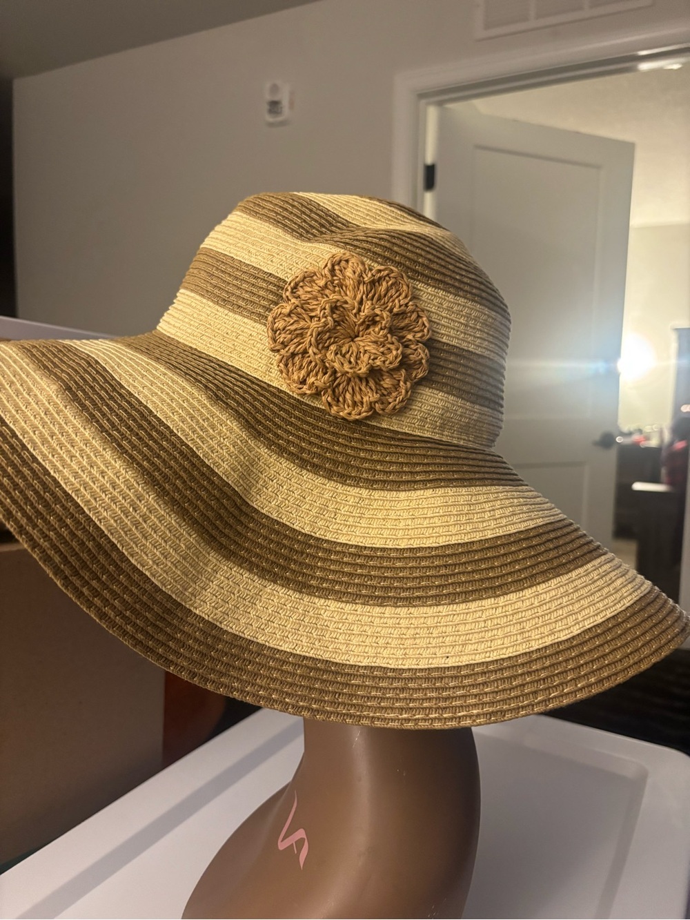 D&Y Striped Wide Brim Sun Hat with Crochet Flower - Tan & Cream
